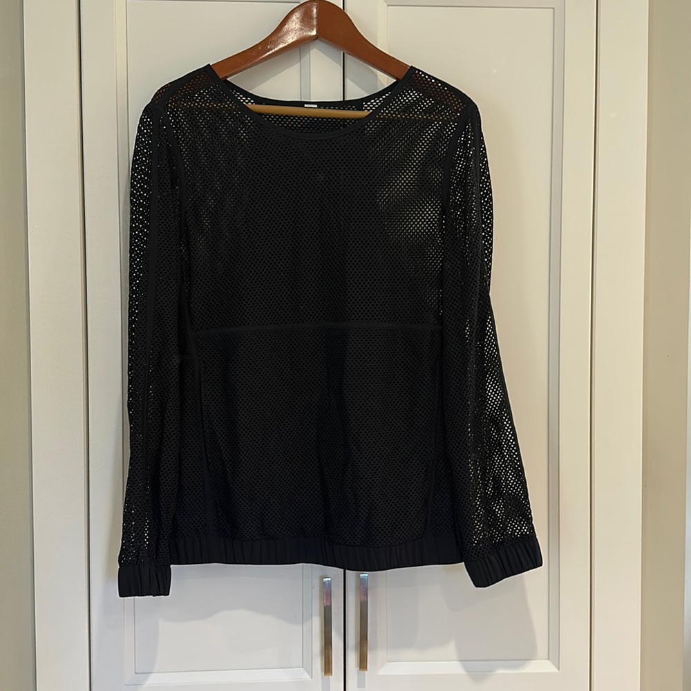 Lululemon mesh top